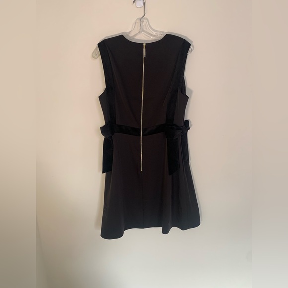 Ted Baker Skater Dress with Velvet Trim and Side Bow Detail NWT - Picture 7 of 8